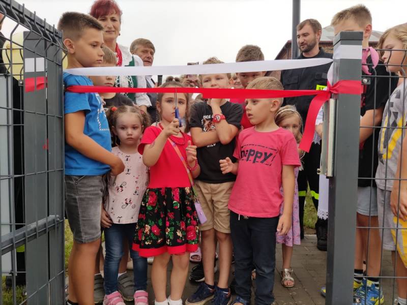 Zdjęcie: Otwarcie Pokoleniowej strefy integracyjnej w Krusinie