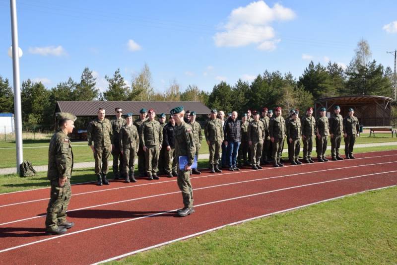 Zdjęcie: Żołnierze rywalizowali na stadionie w Gniazdowie