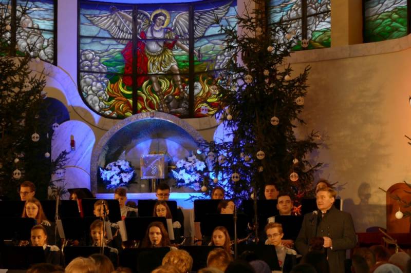 Zdjęcie: Koncert kolęd w kościele w Pińczycach